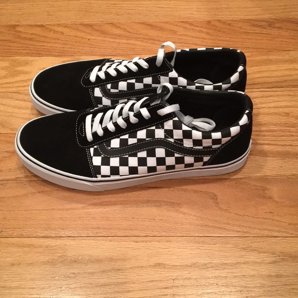 vans doheny men's checkerboard skate shoes